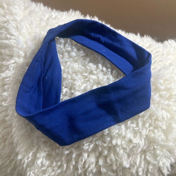 THICK HEADBAND | stretchy material in bright blue - Picture 1 of 3